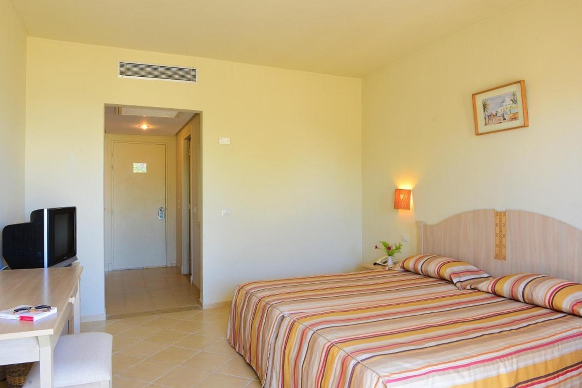Hotel Meninx Djerba Triffa Exterior photo