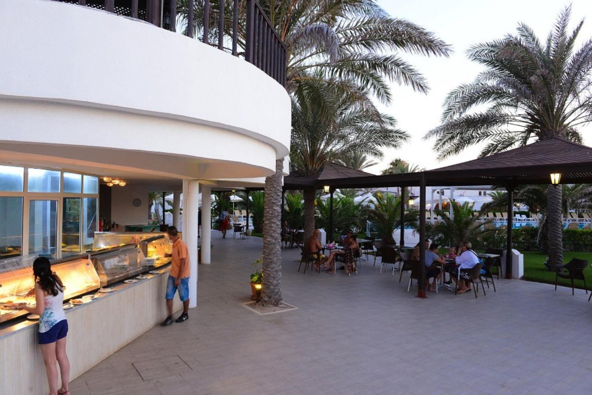 Hotel Meninx Djerba Triffa Exterior photo